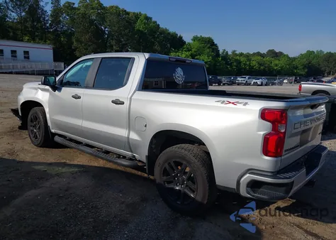 2020 Chevrolet Silverado 1500 4Wd Short Bed Custom из США, поврежденный, VIN 1GCPYBEK2LZ232936